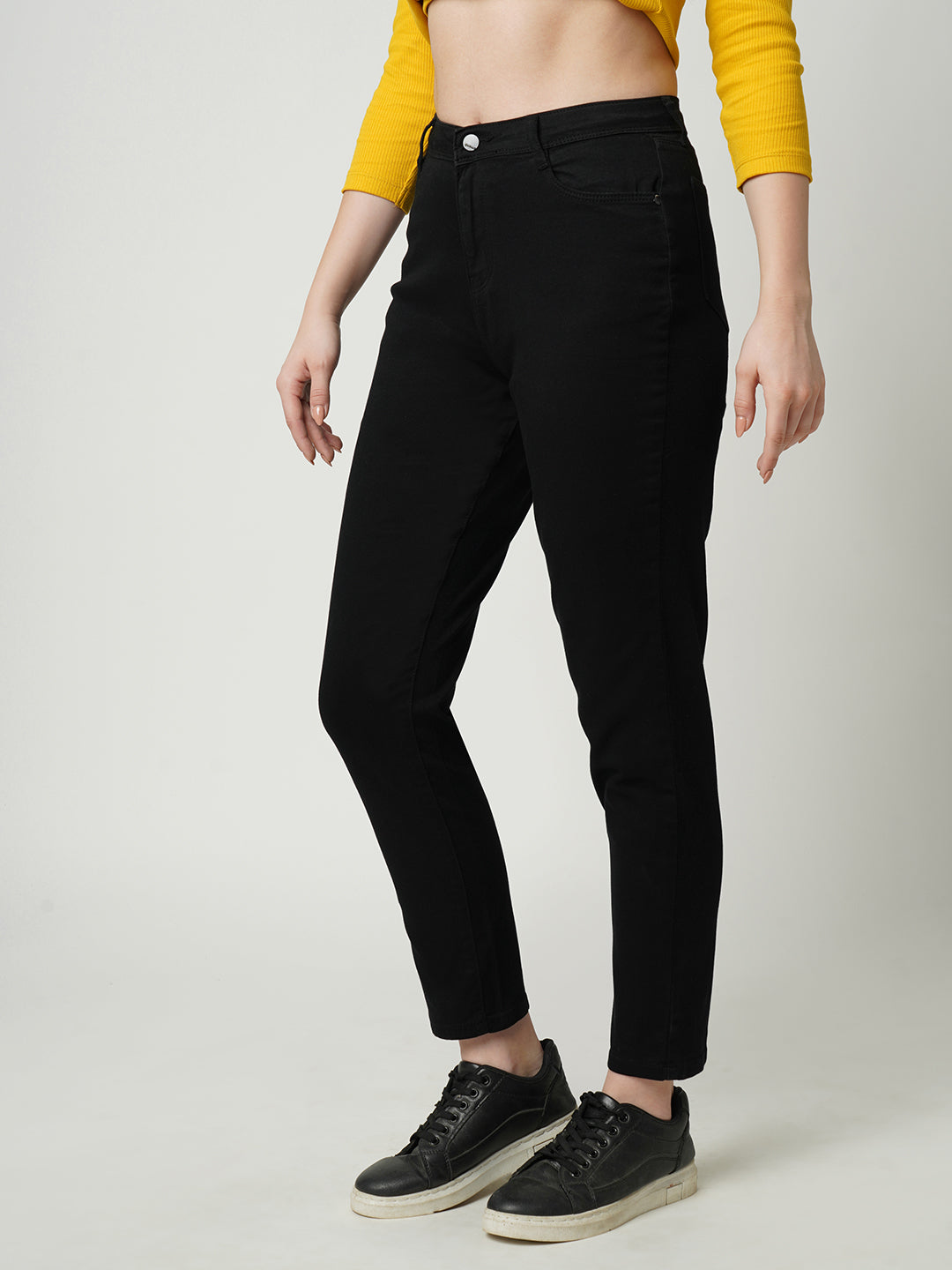 Women High-Rise Slim Straight Fit Jeans