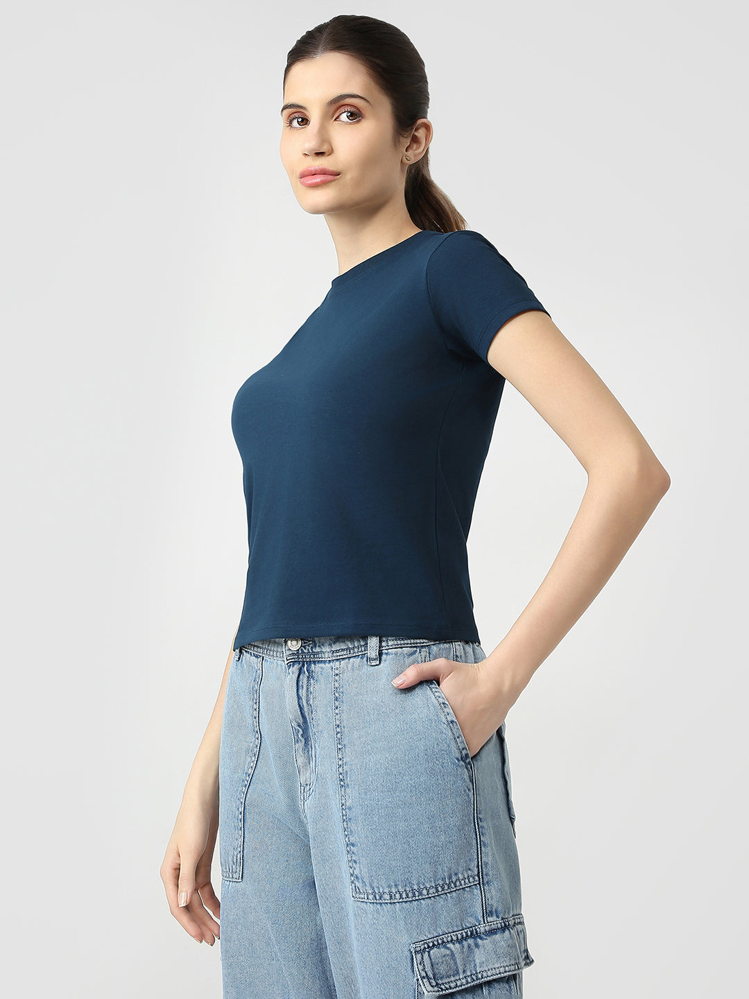 Women Slim Fit Solid T-Shirt