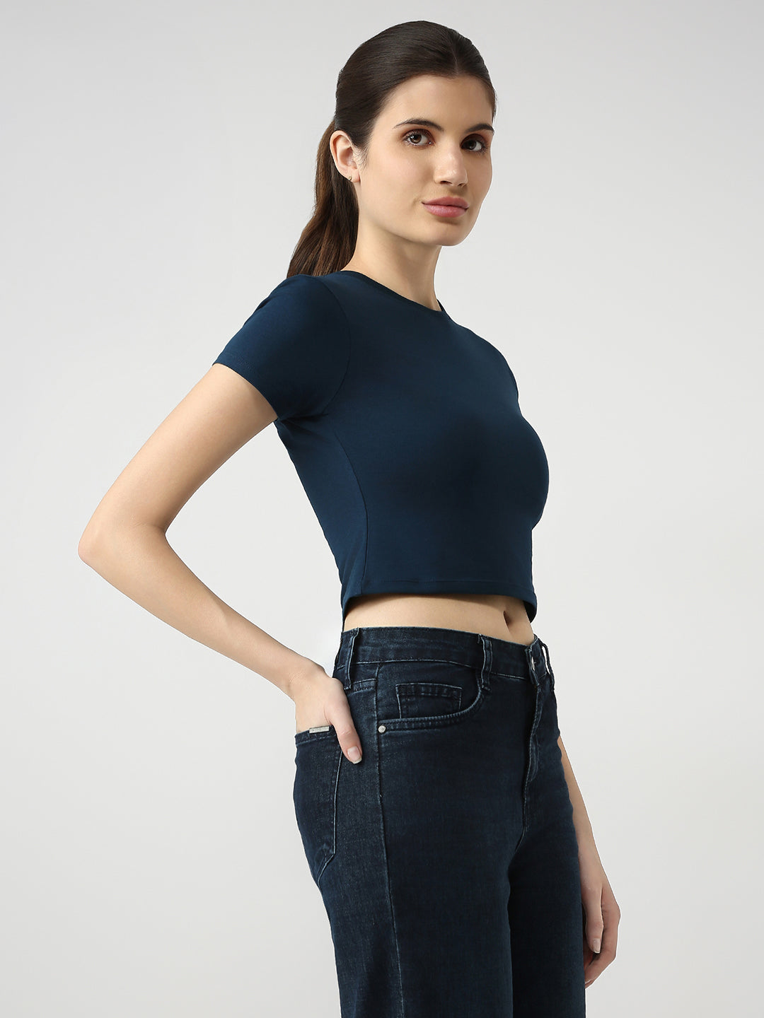 Women Slim Fit Solid T-Shirt