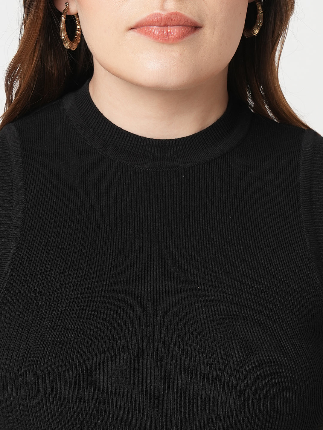 Women Solid Slim Fit Black Flat Knit Top