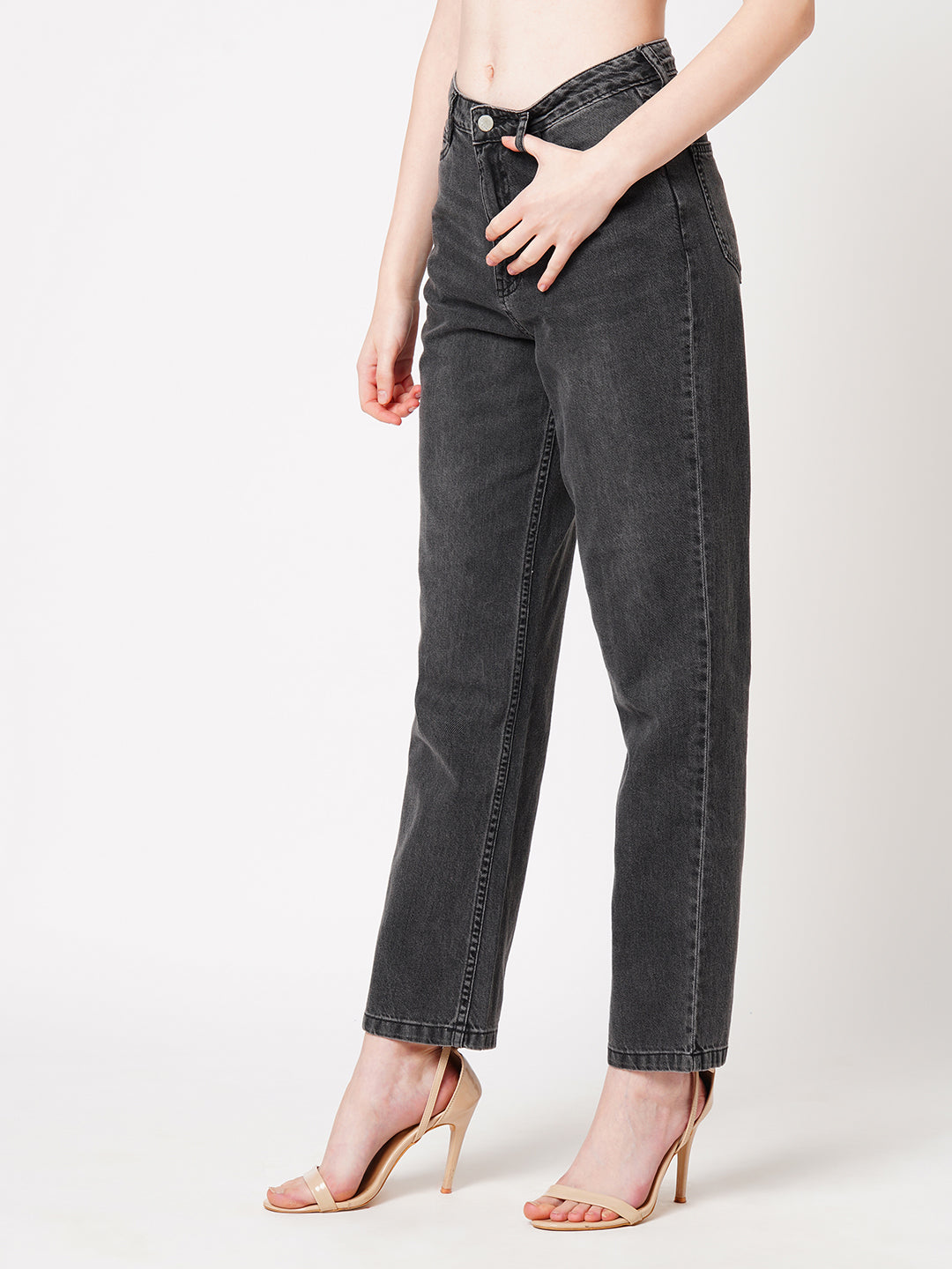 Women High-Rise Relax Straight Jeans