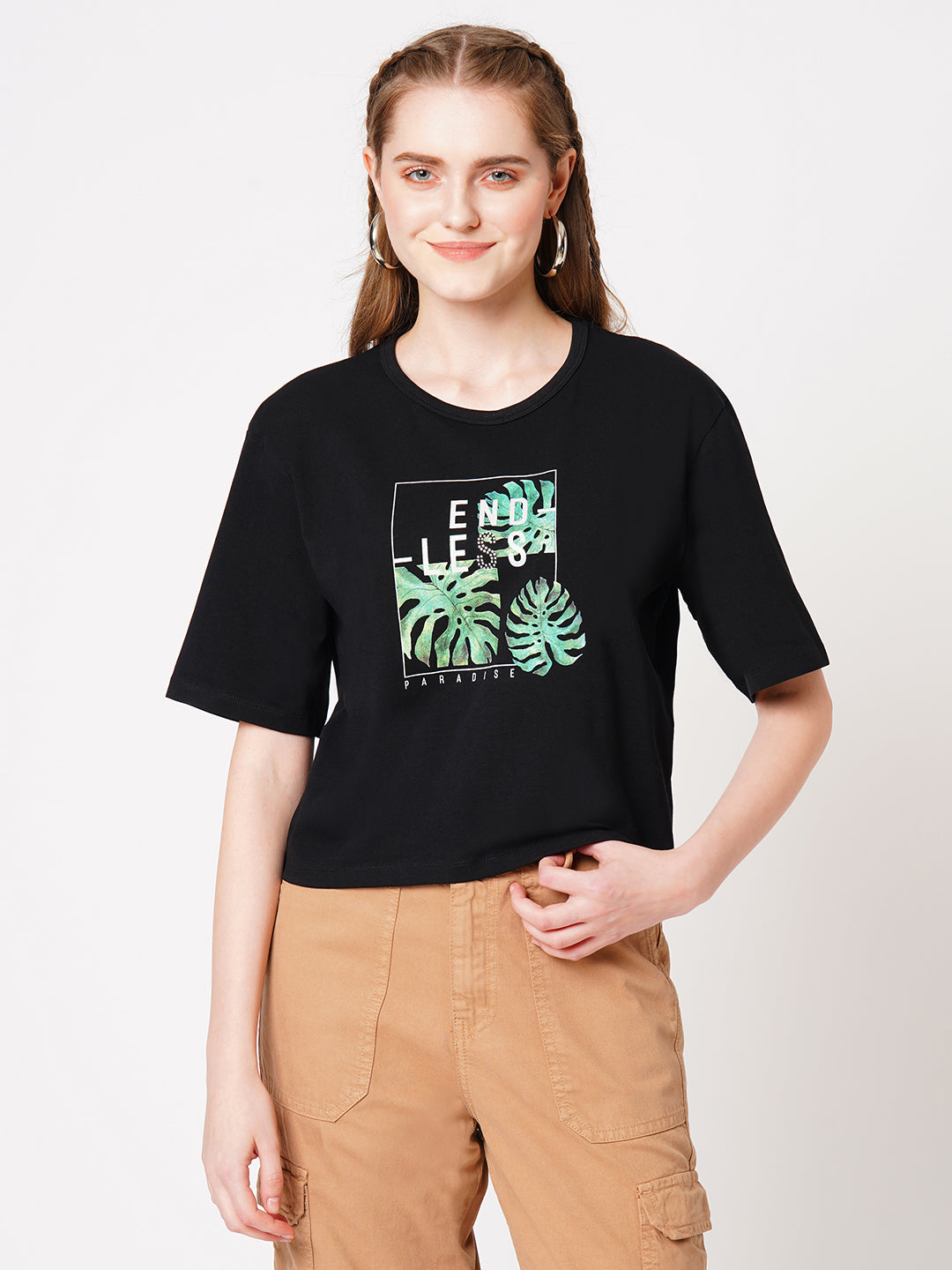 Women Slim Fit  Black Crop Graphic Tees